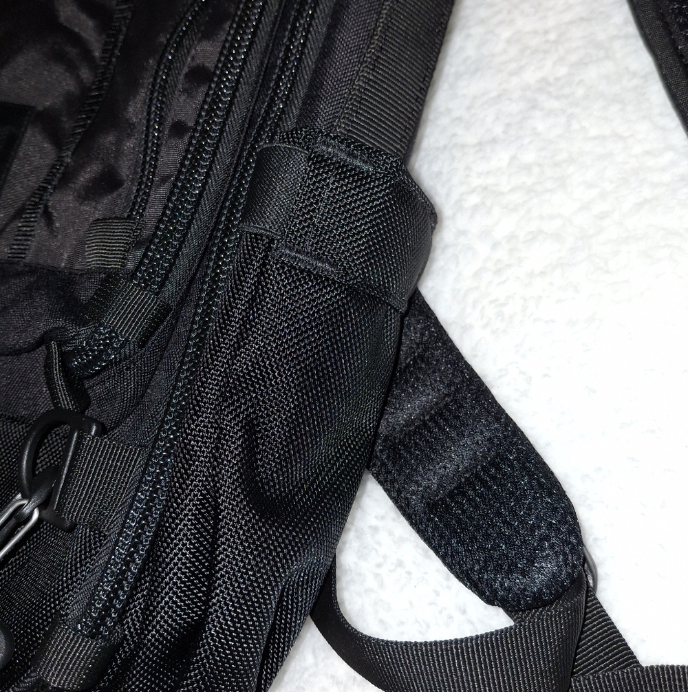 Topo Designs Black Backpack- Global Travel Bag 30L - NWT - Picture 5 of 13